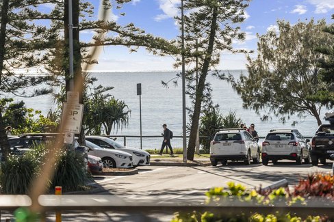 10/14 The Esplanade, Burleigh Heads QLD 4220