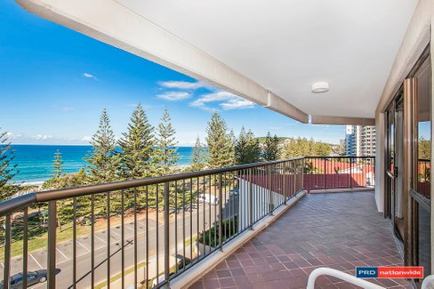10/146 The Esplanade, BURLEIGH HEADS QLD 4220