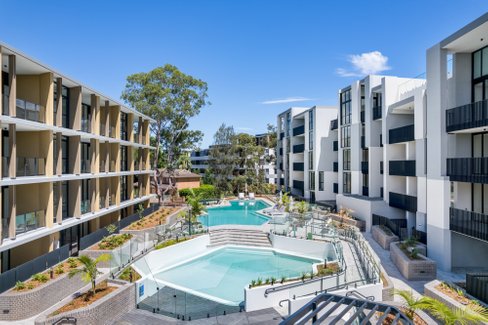 101/4C Retreat Drive, PENRITH NSW 2750