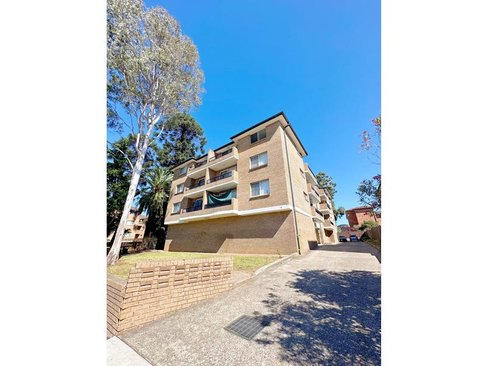 10/15 Speed Street, LIVERPOOL NSW 2170