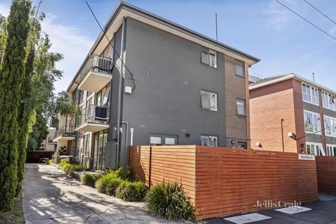 10 18-20 Walsh Street South Yarra 3141