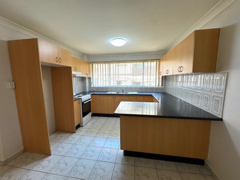 10/19 Charles Street, LIVERPOOL NSW 2170