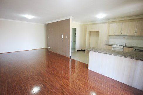 10/2-4 Caledonian Street, BEXLEY NSW 2207