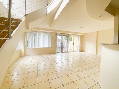 10/2-8 Ala Moana Way, FINGAL BAY NSW 2315