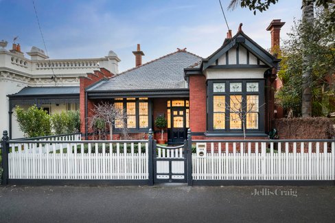 102 Kerferd Road Albert Park 3206