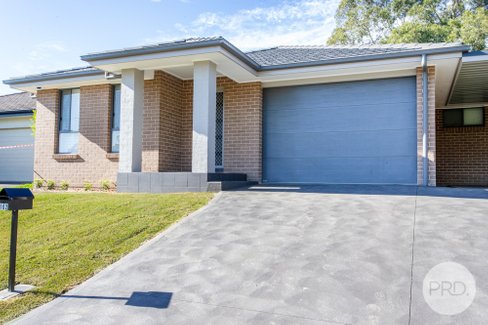 102 York Road, SOUTH PENRITH NSW 2750