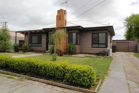 1020 Norman Street, WENDOUREE VIC 3355