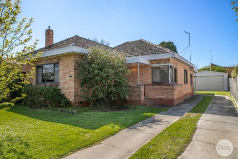 1022 Lydiard St North, BALLARAT NORTH VIC 3350