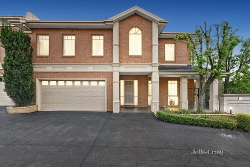 10/224-226 Foote Street Templestowe 3106