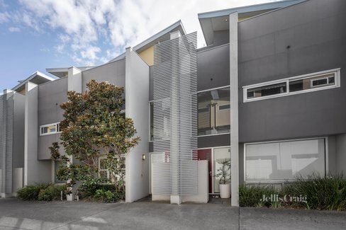 10 26 Redfern Road Hawthorn East 3123