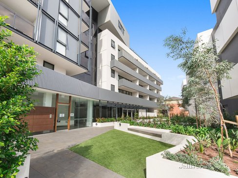 102/64 Wests Road Maribyrnong 3032