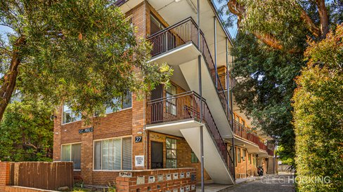 10/27 Robe Street St Kilda 3182