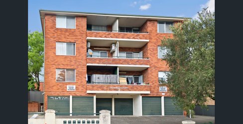 10/3 Short Street, CARLTON NSW 2218