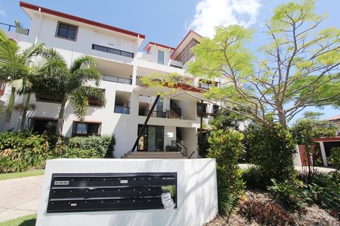 10/31 Railway Street, SOUTHPORT QLD 4215