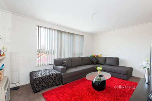 10 332 Pascoe Vale Road Essendon 3040