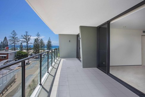 1035/2 THE Esplanade, Burleigh Heads QLD 4220