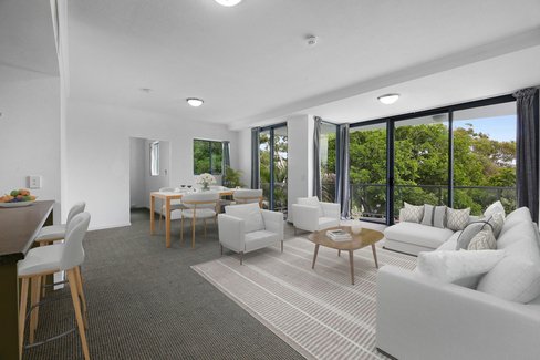 1036/1 Ocean Street, BURLEIGH HEADS QLD 4220
