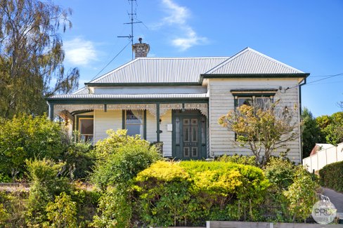 104 Howard Street, SOLDIERS HILL VIC 3350