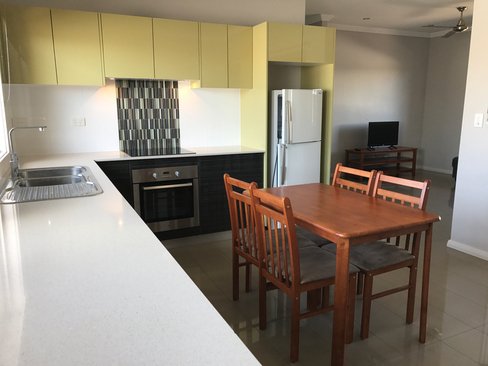 10/4 Shingoro Street, BILINGURR