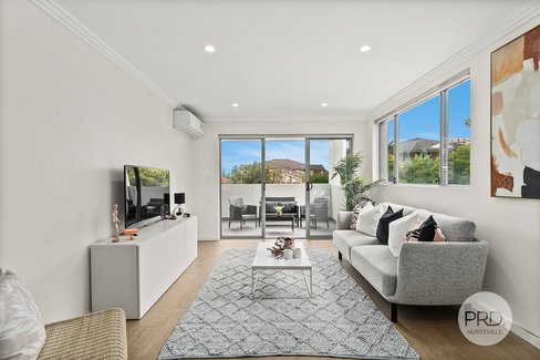 10/4 St Georges Parade, HURSTVILLE NSW 2220