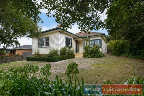 104 Yarrowee Parade, REDAN VIC 3350