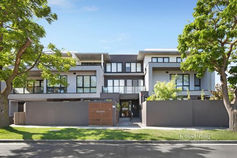 104 3 Faulkner Street Bentleigh 3204