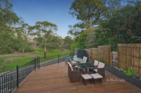 10 446 Canterbury Road Forest Hill 3131