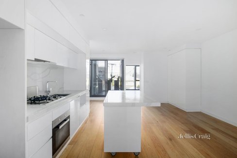 104 483 Glen Huntly Road Elsternwick 3185