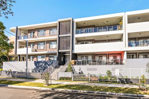 104/83 Lawrence Street, PEAKHURST NSW 2210