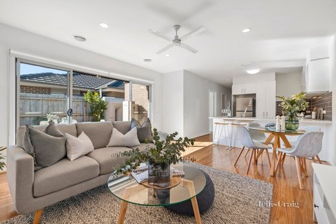 10 50 Green Island Avenue Mount Martha 3934