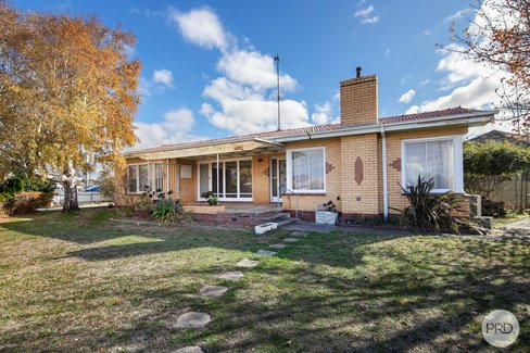 1050 Norman Street, WENDOUREE VIC 3355