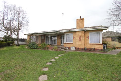 1050 Norman Street, WENDOUREE VIC 3355