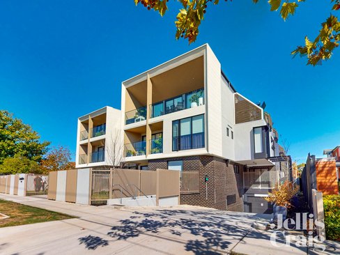 105/1110 Dandenong Road Carnegie 3163