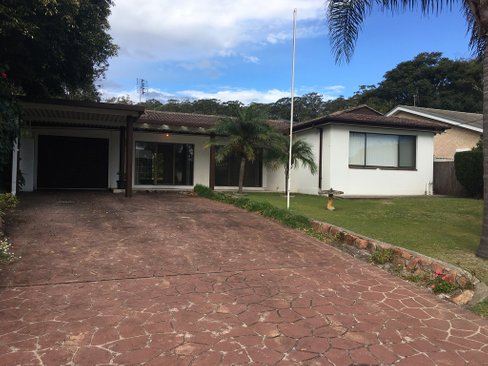 107 Sandy Point Road, CORLETTE NSW 2315