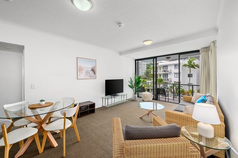 1076/1 Ocean Street, BURLEIGH HEADS QLD 4220
