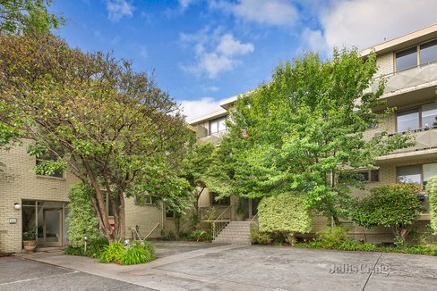 10/767 Malvern Road Toorak 3142