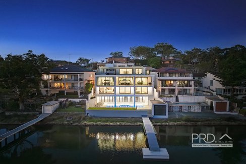 108 Morshead Drive, HURSTVILLE GROVE NSW 2220