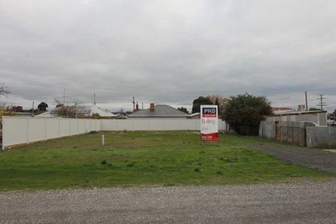 108 Pascoe Street, CRESWICK VIC 3363