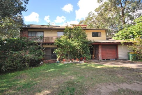 108 Simpsons Road, CURRUMBIN WATERS QLD 4223