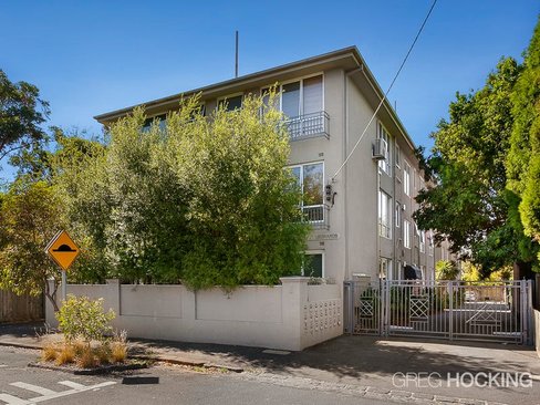 10 8 St Leonards Avenue St Kilda 3182