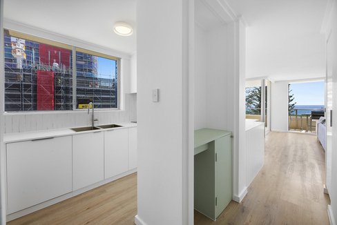 10/82 The Esplanade, Burleigh Heads QLD 4220