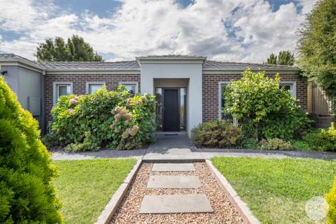109 Canadian Lakes Boulevard, CANADIAN VIC 3350