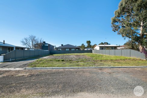 109 Pasco Street, CRESWICK VIC 3363