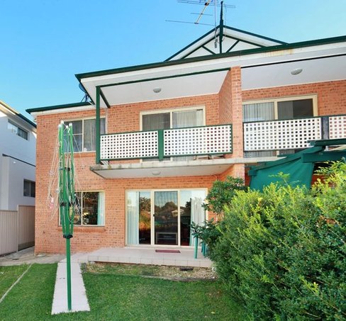 10B McLeod Street, HURSTVILLE NSW 2220