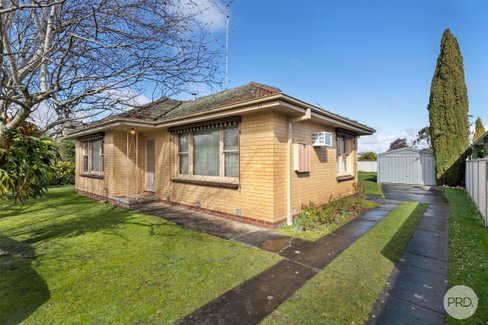 11 Almurta Street, ALFREDTON VIC 3350