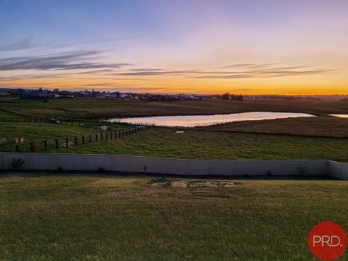 11 Andrew Court, RUTHERFORD NSW 2320