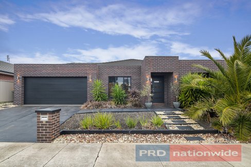 11 Arwon Crescent, ALFREDTON VIC 3350