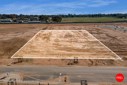 11 Blackwood Drive, HUNTLY VIC 3551