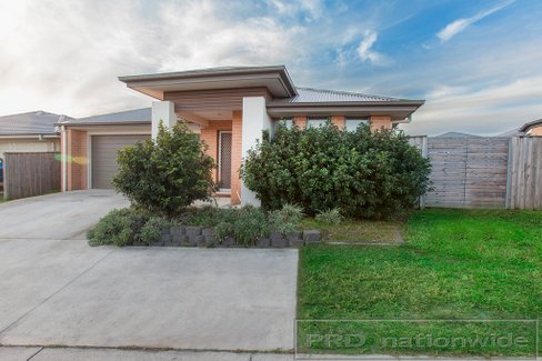 11 Boxer Street, GILLIESTON HEIGHTS NSW 2321