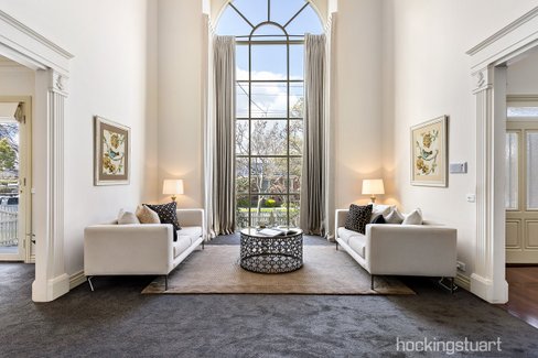 11 Chertsey Street Surrey Hills 3127